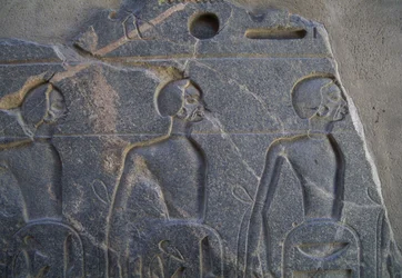 Relieve que representa prisioneros, Templo de Luxor, Tebas (Patrimonio de la Humanidad por la UNESCO)