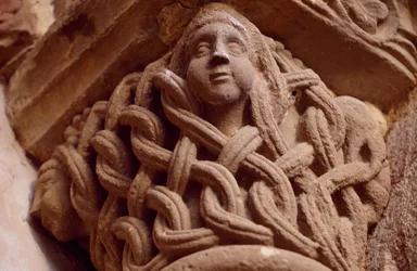España, Navarra, Monasterio del Santo Salvador de Leyre, Porta Speciosa, Capitel decorado