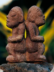 Dioses Tiki, Islas Marquesas, Polinesia Francesa (territorio de ultramar de la República Francesa)