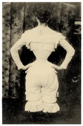 Mujer con corsé c.1865