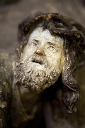 Retablo, panel izquierdo, detalle, El transporte de la Cruz