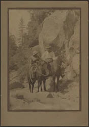 Pareja a caballo