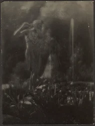 [Bailarina en el jardín]