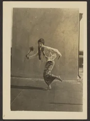 [Bailarina en el tejado]