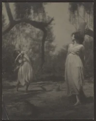 [Bailarinas en el jardín]