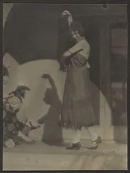 [Bailarina ante House]