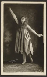 Grace Carberry como El Sol