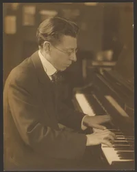 Homer Grunn al piano