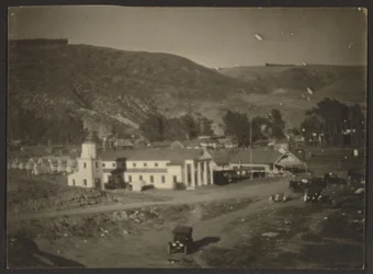 [Paisaje con edificios]