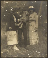 [Retrato de una familia]
