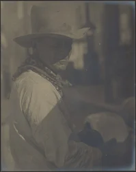 [Retrato de un hombre con atuendo de vaquero]