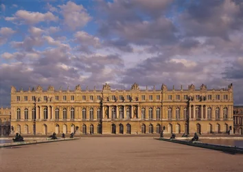 La fachada del jardín del cuerpo central del castillo, 1668-84