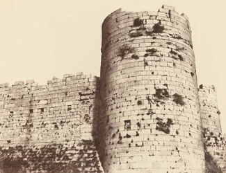 Kalaat-El-Hosn, Segunda Enceinte, Exterior, Torre de Esquina, suroeste