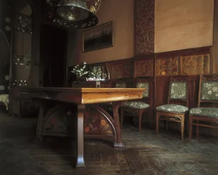 El comedor, Casa Nava (1901-1907), a Reus - DOMENECH I MONTANER, Lluis (1850-1923). Casa Navas. 1901-1907. ESPAÑA. Reus. Casa Navas. Comedor, con mobiliario de Gaspar Homar i Mesquida. Modernismo. Arquitectura.