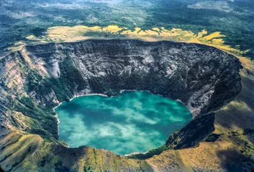Lago del cráter del volcán Coseguina, en el noroeste de Nicaragua