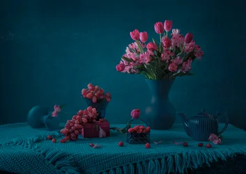 Bodegón floral melancólico