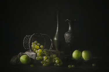 Uvas y manzanas melancólicas