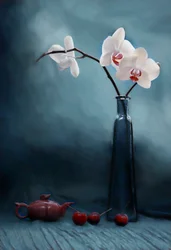 Orquídeas, té y cerezas