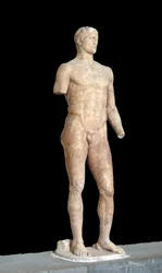 Escultura de Agias de Lisipo de Sición (395-305 a. C.), 355 a. C., Museo de Delfos, Grecia