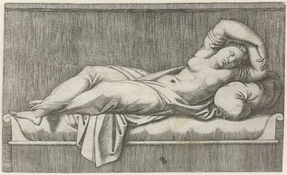 Cleopatra semidesnuda acostada en la cama