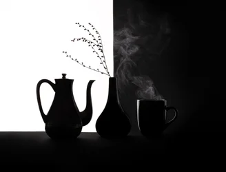 Bodegón de café en blanco y negro