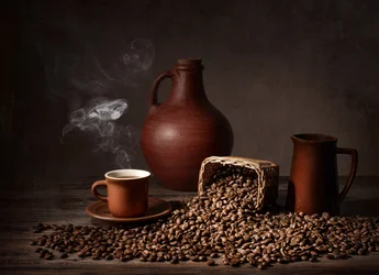Naturaleza muerta rústica con café
