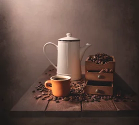 Naturaleza muerta vintage con café