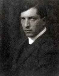 Retrato de medio cuerpo del pintor Pietro Marussig, 28/11/1923