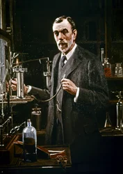 Sir William Ramsay en su laboratorio
