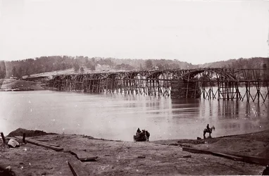 Puente sobre el río Tennessee en Chattanooga, ca. 1864