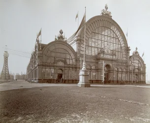 Esquina de máquinas, la Exposición de toda Rusia, Nizhny Novgorod, Rusia, 1896