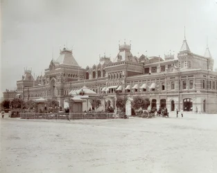 Edificio principal de la feria, la Exposición de toda Rusia, Nizhny Novgorod, Rusia, 1896