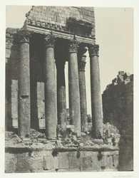 Baalbeck Heliopolis, Templo de Júpiter, vista desde el ángulo sureste, Siria, 1849-51, impreso en 1852