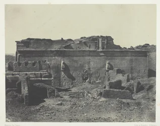 Fachada posterior, Gran Templo de Dendera (Teutyres), Alto Egipto