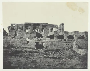 Palacio de Karnak, Entrada Meridional de la Sala Hipóstila, Tebas