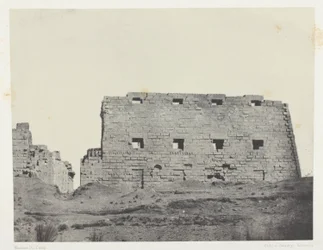 Palacio de Karnak, Grandes pilones del suroeste; Tebas