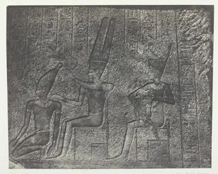 Palacio de Karnak, esculturas exteriores del santuario de granito, Tebas, 184951, impreso en 1852