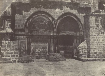 Palestina. Jerusalén. Arcadas inferiores de la Iglesia del Santo Sepulcro