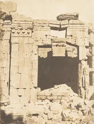 Porte du Temple de Jupiter, en Baalbek Héliopolis