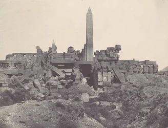 Tebas. Palacio de Karnak. Santuario de granito y sala hipóstila, 1850