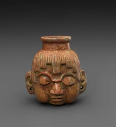 Frasco con cabeza de efigie, 600-900 d.C.