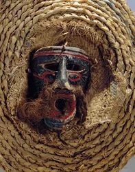 Máscara de disfraz para la celebración del festival anual mexicano de Guelaguetza