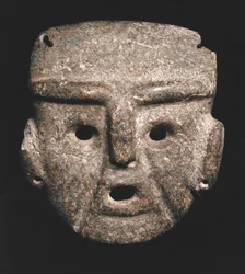 Máscara, 300-100 a.C. (piedra verde)