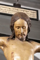 Espíritu Santo Crucifijo, circa 1493, por Miguel Ángel, (detalle), escultura en madera policromada, Sacristía de la Basílica de Santo Spirito en Florencia - Crucifijo. Escultura renacentista por Michelangelo Buonarroti.