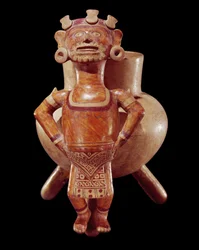Jarrón trípode con una figura de efigie, de Miahuatlán, Oaxaca