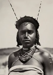 Construyendo un Imperio en la era fascista: una niña Cunama, 09/05/1936