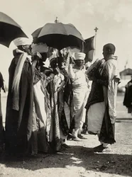 Construyendo un Imperio en la era fascista: leyendo los evangelios, 09/05/1936 (foto en b/n)