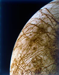 Europa desde Voyager 2, 9 de julio de 1979