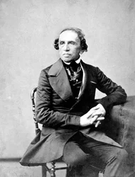 Compositor alemán Giacomo Meyerbeer fotografiado por Nadar