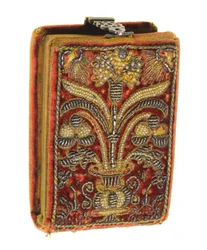 Precioso libro de oraciones del siglo XVI con encuadernación bordada